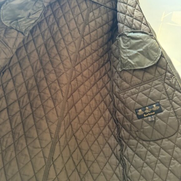 Barbour Quiltet Coat - Picture 5 of 7